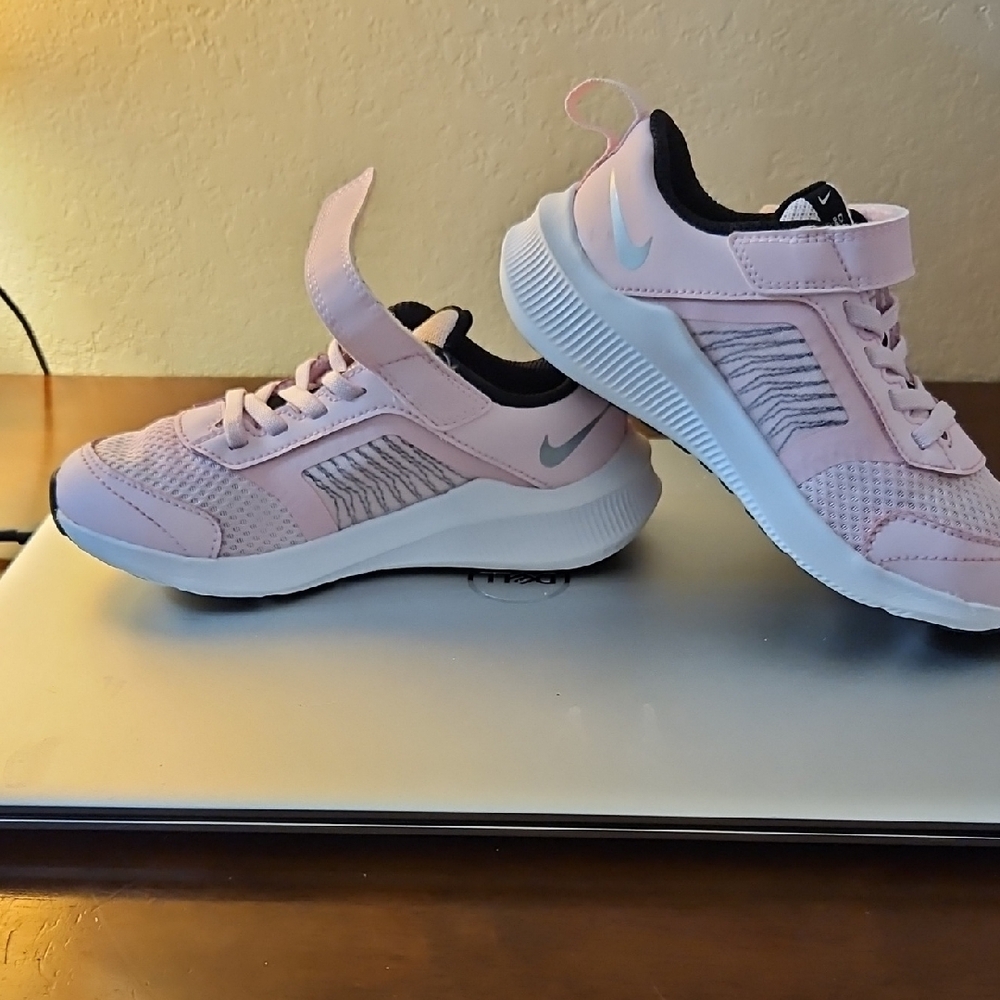 Kids Pink Athletic Shoes